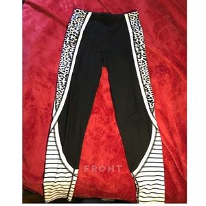 Betsey Johnson Performance Leggings